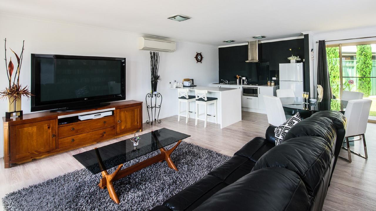 Lure Bed And Breakfast Normanville Esterno foto